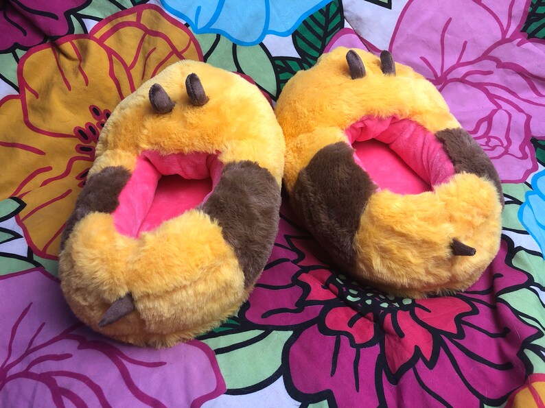 Chonky Bee Slippers